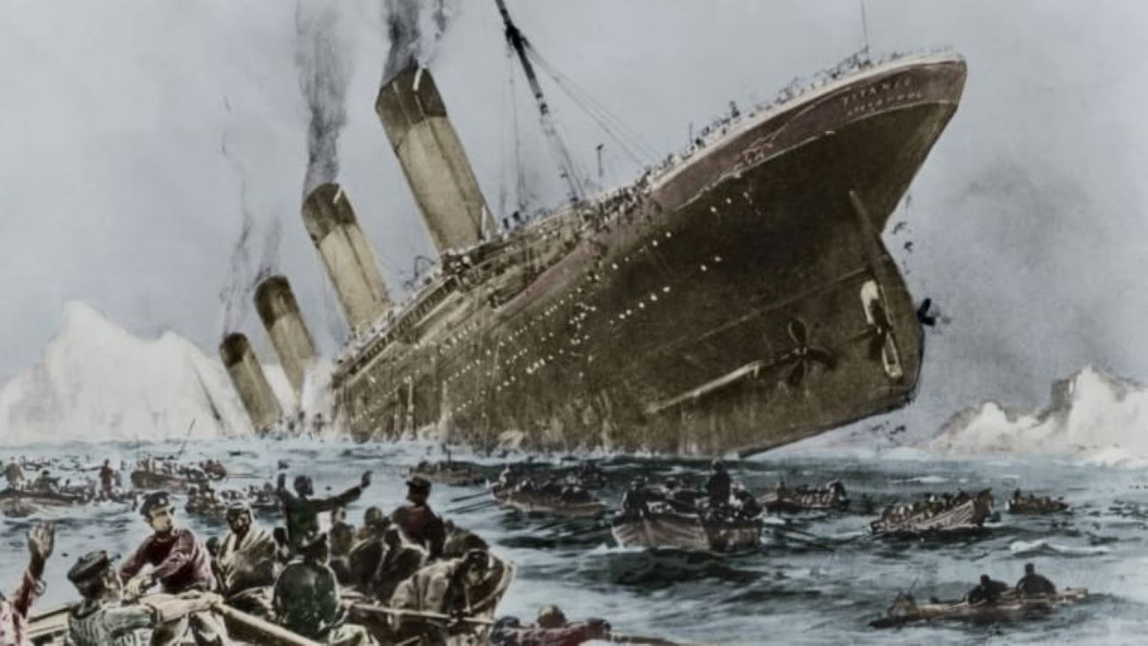 Titanic sinking
